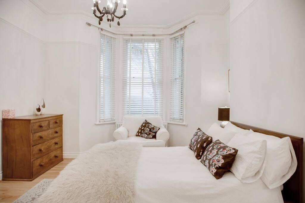 Princes Villa - Large Fully Self Contained Flat, 5 Minutes From The Sea Hastings Exterior foto